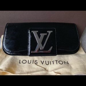 Authentic Louis Vuitton Sobe Clutch